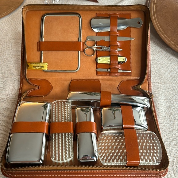 Men’s leather travel case from the 1950s genuine top grain cowhide USA - Picture 1 of 16